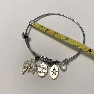 Charm bracelet